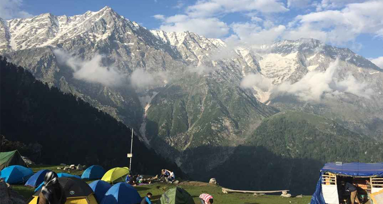 triund trek in mcleodganj